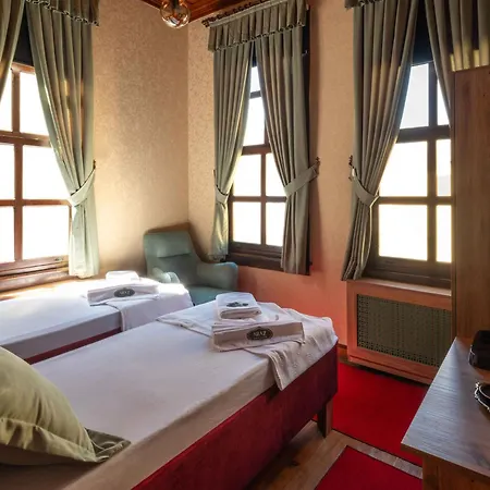 Araz White House * Burgaz