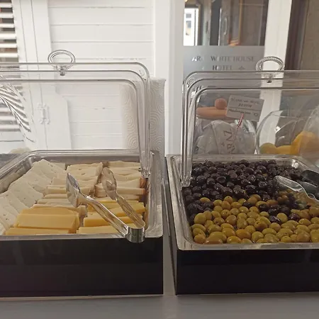 Araz White House Ξενοδοχείο Burgaz