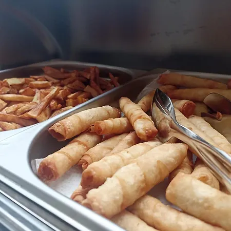 Araz White House Ξενοδοχείο