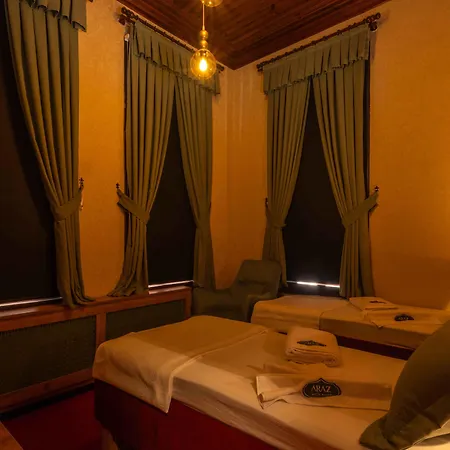 Hotel Araz White House